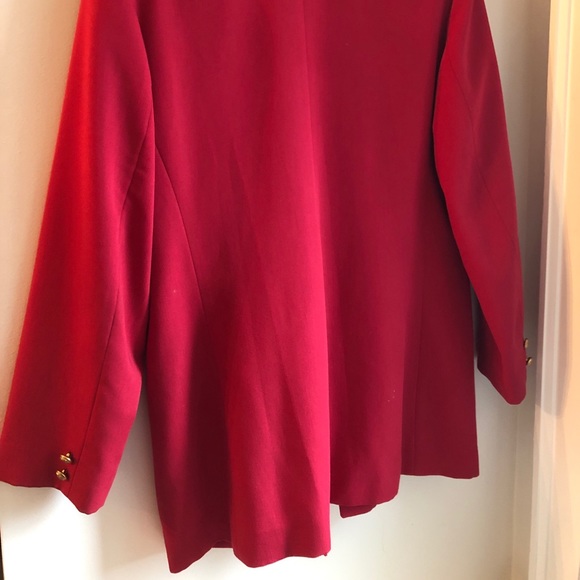 COPY - Ruby red vintage blazer with gold buttons - Picture 3 of 5